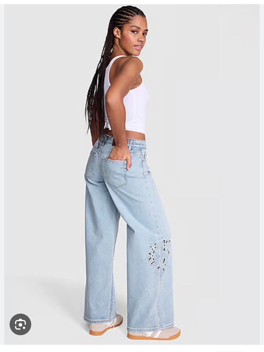 Light Blue Embroidered Wide-Leg Women’s Jeans